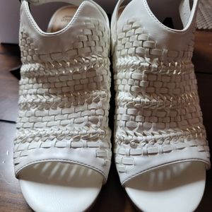 Sonoma Women Shoes Size 7.5 White NWT